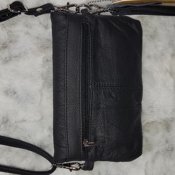 Black cowhide leathder crossbody purse. Very soft and lots of pockets. - Picture 3 of 12